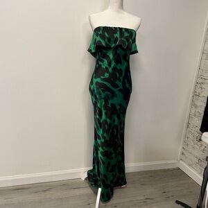 Women’s green black maxi dress ruffle strapless size small gown